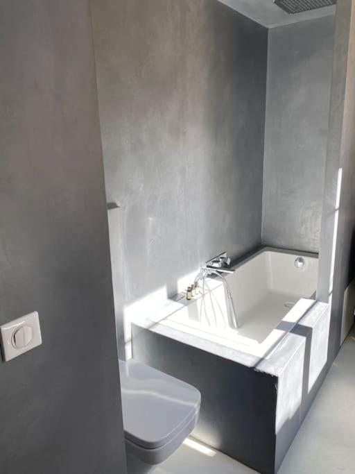 Bel Appartement Au Coeur De La Ville เอ็ก-ซอง-โพรวองซ์ ภายนอก รูปภาพ
